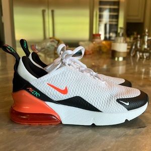 Kids Nike Air Max 270  sz 2 White Turf Orange